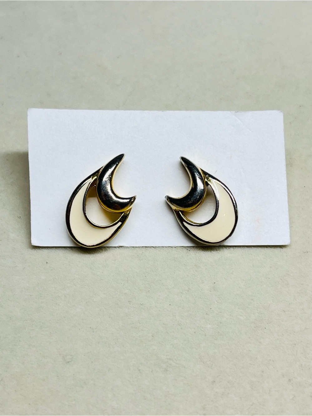 Trifari Gold Tone Cream Enamel Abstract Pieced Earrings Vintage